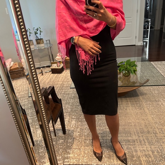 Wool and silk scarf - Picture 6 of 6